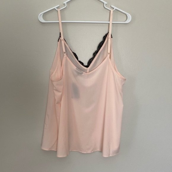 Torrid Peach Blush Pink button front Camisole Black Lace SZ 00 - Picture 6 of 9